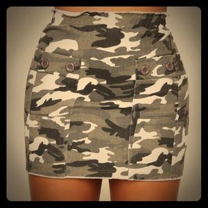 Sexy super cute camo mini skirt